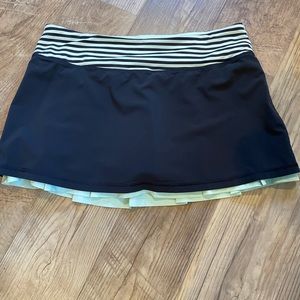 Lululemon tennis skirt size 8